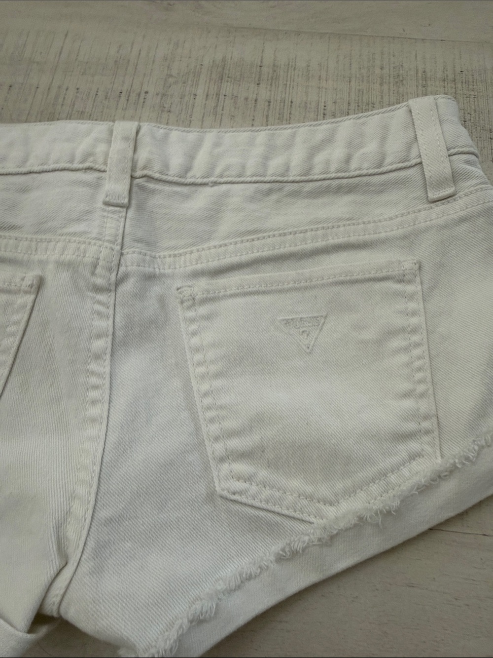 Guess White Denim Low-Rise Jean Shorts - Picture 3 of 4